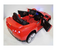 Фото электромобиля River Toys Nissan GTR X333XX Red вид сзади