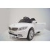 Фото электромобиля RiverToys BMW T004TT White с открытыми дверьми