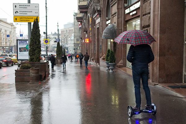 Прогулка на гироскутере под дождь в Москве